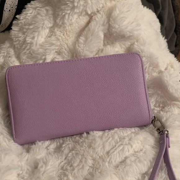 ❌SOLD❌ Betsey Johnson Wallet Lot (5 Wallets) - Picture 15 of 15